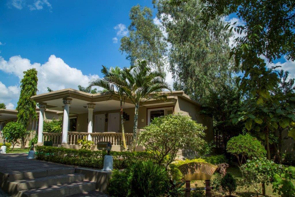 Tiger'S Den Resort Bandhavgarh National Park מראה חיצוני תמונה
